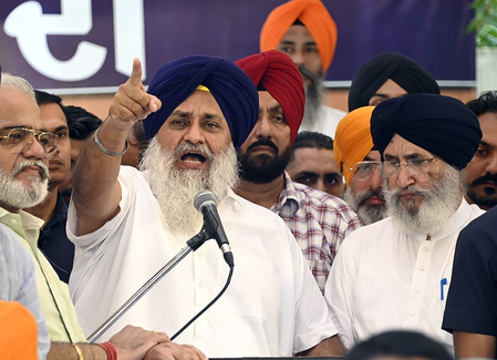 Sukhbir Badal condemns Punjab AAP govt for selling govt bonds to finance land acquisition