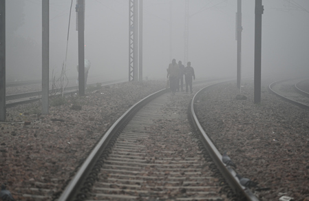 Dense fog disrupts flights, trains across North India
