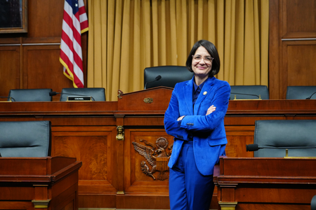 US Democratic lawmakers urge Meta, Google to end ICE ad partnerships