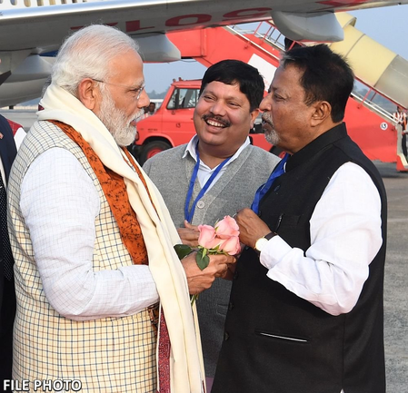 Will be remembered for his political experience, efforts to serve society: PM Modi condoles Mukul Roy’s demise