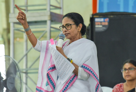 ‘Integral part of ‘Bengal family’: Mamata Banerjee tries to woo Marwari society ahead of elections