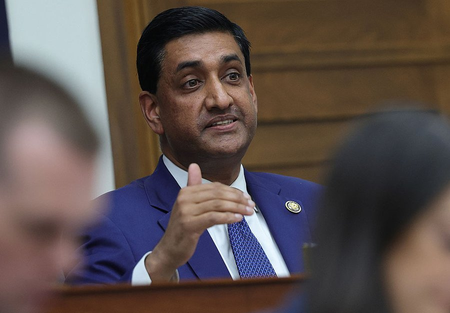Biotech bill targets US edge over China