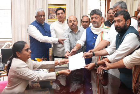 ಕರ್ನಾಟಕ ವಿಧಾನಸಭೆ ಸ್ಪೀಕರ್ ಹಾಗೂ ವಿಧಾನ ಪರಿಷತ್ ಅಧ್ಯಕ್ಷ ಸ್ಥಾನಕ್ಕೆ ನಾಮಪತನ ಸಲ್ಲಿಕೆ