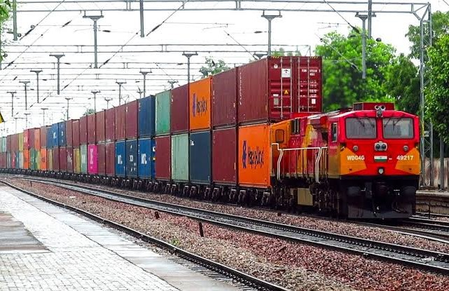 ER’s Sealdah Division deploys USFD machines for track safety