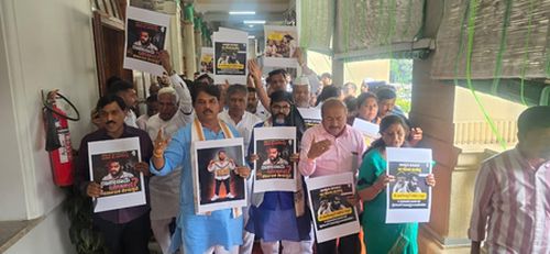 ಬಿಜೆಪಿ ವಾಲ್ಮೀಕಿ ಪ್ರತಿಮೆ ಮುಂದೆ ಪ್ರತಿಭಟನೆ ತೀವ್ರಗೊಳಿಸಲಿದೆ
