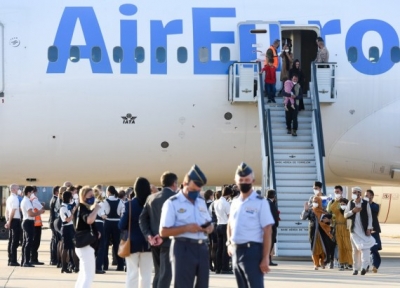 Spain initiates document checks for Italian passengers