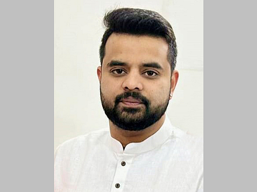 ಪ್ರಜ್ವಲ್ ರೇವಣ್ಣ ಸಾಮಾನ್ಯ ಕೋಣೆಗೆ ಸ್ಥಳಾಂತರ
