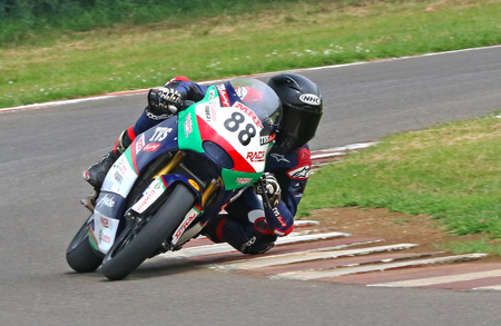 National Racing 2W: Rahil Pillarisetty sizzles for pole position in 301-400cc Open class