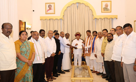 ಎಸ್‌ಐಆರ್ ಪ್ರಕ್ರಿಯೆಗೆ ಸರ್ಕಾರದ ಪ್ರಭಾವ: ಎನ್‌ಡಿಎ ನಿಯೋಗದಿಂದ ರಾಜ್ಯಪಾಲರ ಮಧ್ಯಪ್ರವೇಶ ಕೋರಿಕೆ